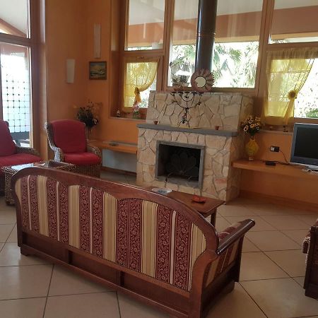Agriturismo Terre Delle Monache Pontecagnano Zewnętrze zdjęcie